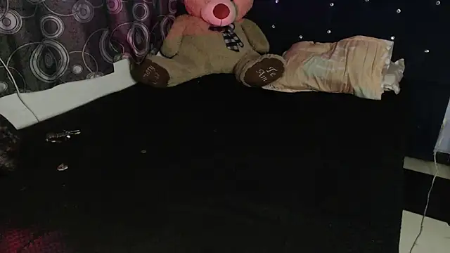 ANGELIQUE KLANE online show from March 2026 10:09:02 AM