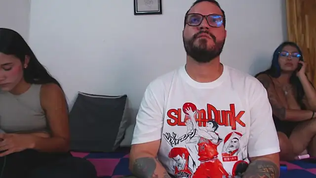 Snapshot of sgmr chatting on April 2026 06:38:01 PM sgmr online show from April 2026 06:38:01 PM