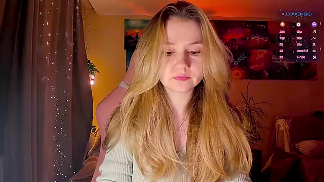 Snapshot of GoodWitch_ chatting on September 2025 06:26:01 AM GoodWitch online show from September 2025 06:26:01 AM