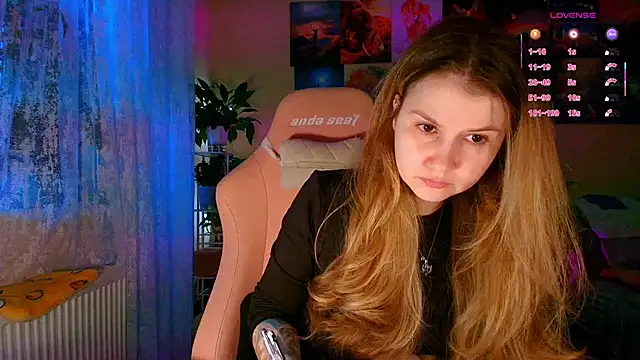 GoodWitch  online show from February 2026 07:37:02 AM