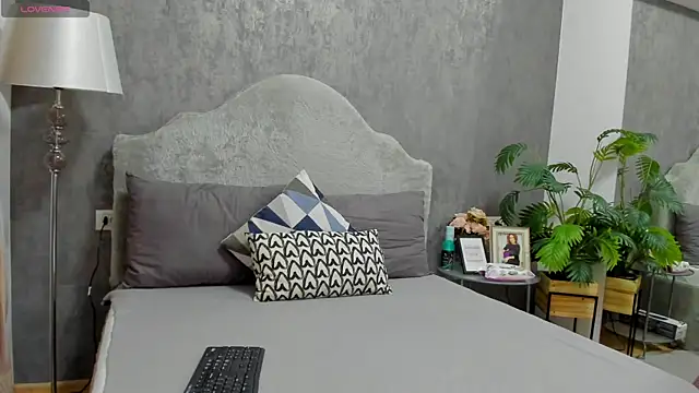 LisaCroft online show from February 2026 06:53:02 AM