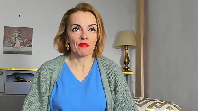 Snapshot of KateConner chatting on February 2025 06:33:02 PM KateConner online show from February 2025 06:33:02 PM