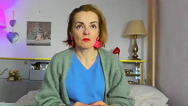 Snapshot of KateConner chatting on February 2025 03:16:01 PM KateConner online show from February 2025 03:16:01 PM