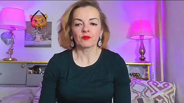 Snapshot of KateConner chatting on March 2025 11:42:02 AM KateConner online show from March 2025 11:42:02 AM