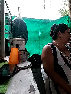 Brenda Berck  online show from March 2026 10:18:01 PM