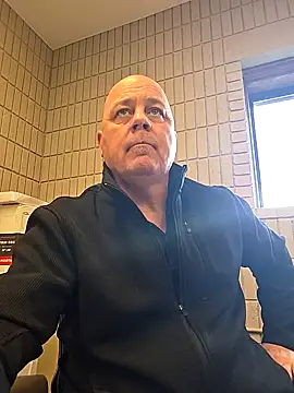 Snapshot of horny4you1 chatting on October 2025 06:54:02 PM horny4you1 online show from October 2025 06:54:02 PM