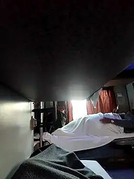 Snapshot of devil43521 chatting on December 2025 01:47:01 AM devil43521 online show from December 2025 01:47:01 AM