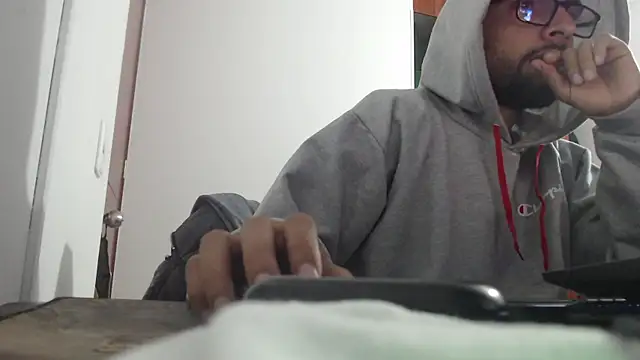 fvckolombianguyy online show from February 2025 05:26:02 AM