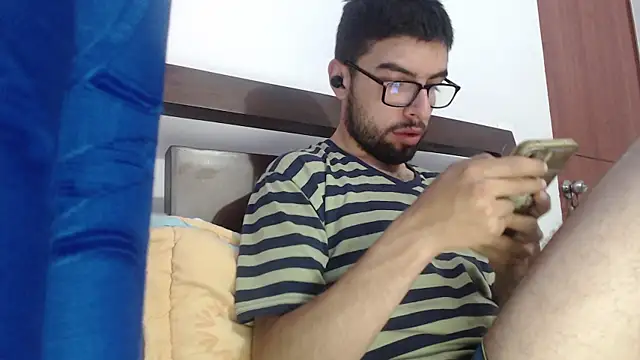 fvckolombianguyy online show from February 2025 12:54:01 PM