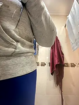 Fancyxlove online show from November 2025 01:02:01 PM