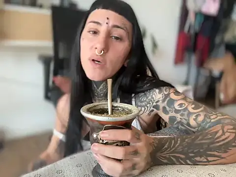 Snapshot of samisamsx chatting on October 2025 06:16:01 PM samisamsx online show from October 2025 06:16:01 PM