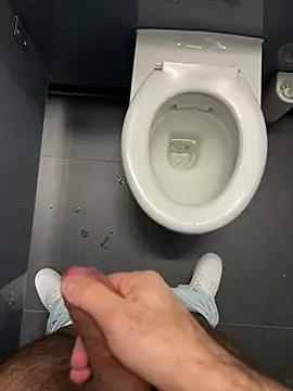 mrcumshotboy online show from February 2025 10:42:02 PM