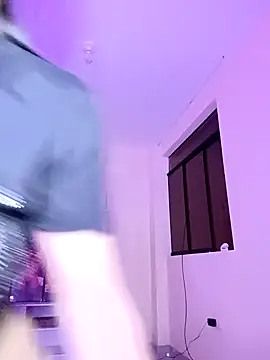 Snapshot of Latin_summer chatting on February 2025 01:12:02 AM Latin summer online show from February 2025 01:12:02 AM