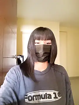 Snapshot of Latin_summer chatting on February 2025 06:37:01 PM Latin summer online show from February 2025 06:37:01 PM