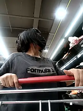 Snapshot of Latin_summer chatting on February 2025 10:28:02 PM Latin summer online show from February 2025 10:28:02 PM