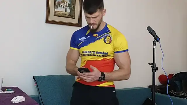 MauroTwin online show from January 2025 06:02:01 PM