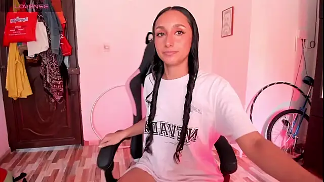 adrena 10 online show from April 2026 02:32:02 PM