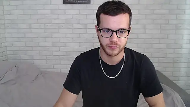 Alexxx horny online show from October 2025 06:30:02 AM