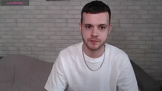 Snapshot of Alexxx_horny chatting on May 2026 09:26:01 AM Alexxx horny online show from May 2026 09:26:01 AM