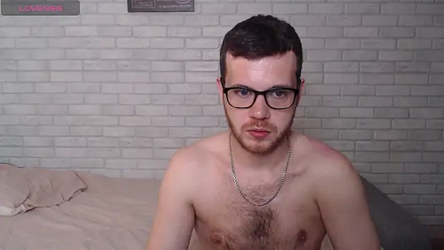 Snapshot of Alexxx_horny chatting on July 2026 06:24:02 PM Alexxx horny online show from July 2026 06:24:02 PM