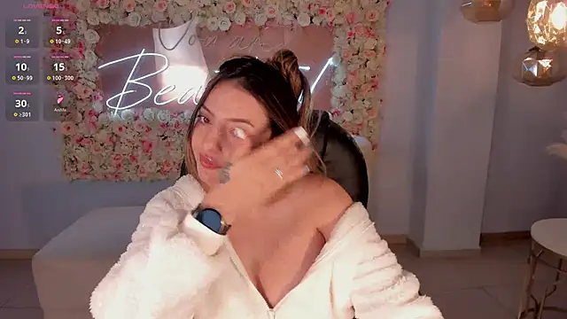 AmyWood online show from December 2024 05:27:02 AM