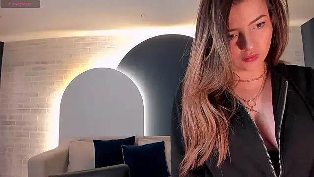 AmyWood online show from January 2025 09:30:02 AM