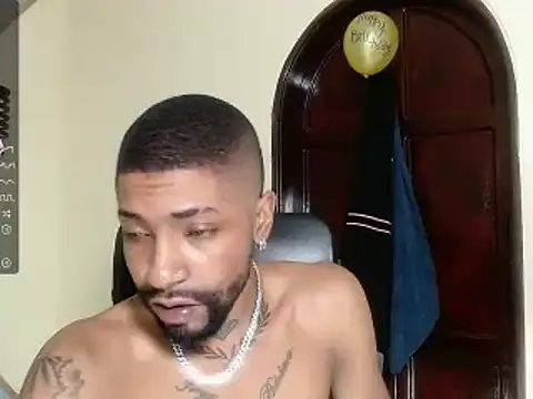 Snapshot of kilian_xx chatting on February 2025 01:08:02 PM kilian xx online show from February 2025 01:08:02 PM