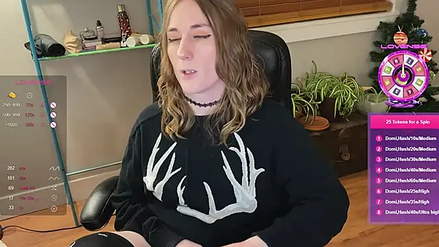 Snapshot of luluvaladon chatting on January 2025 05:02:02 AM luluvaladon online show from January 2025 05:02:02 AM