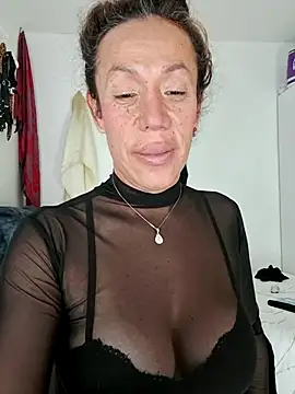 Snapshot of YOURSDEBORA chatting on March 2026 06:24:02 PM YOURSDEBORA online show from March 2026 06:24:02 PM