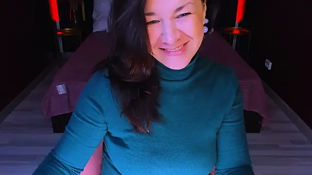 Snapshot of AnaMills chatting on February 2026 10:14:01 AM AnaMills online show from February 2026 10:14:01 AM