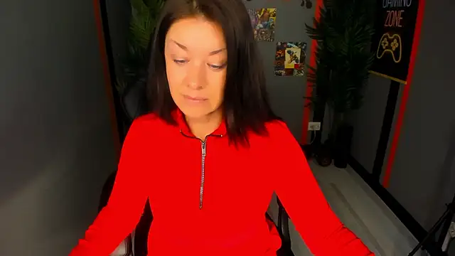 Snapshot of AnaMills chatting on March 2026 10:07:02 AM AnaMills online show from March 2026 10:07:02 AM