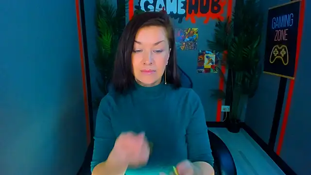 Snapshot of AnaMills chatting on April 2026 10:11:01 AM AnaMills online show from April 2026 10:11:01 AM