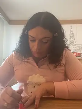 Snapshot of luanadigarda chatting on January 2025 12:02:02 PM luanadigarda online show from January 2025 12:02:02 PM