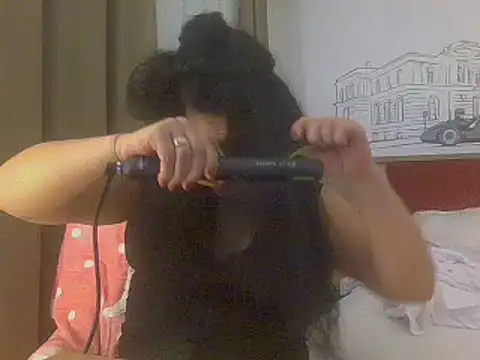 Snapshot of luanadigarda chatting on February 2025 09:26:02 PM luanadigarda online show from February 2025 09:26:02 PM