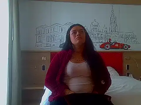 Snapshot of luanadigarda chatting on February 2025 12:43:02 PM luanadigarda online show from February 2025 12:43:02 PM