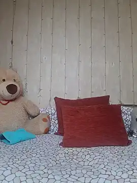 Amberhotqueen online show from January 2025 04:08:01 PM