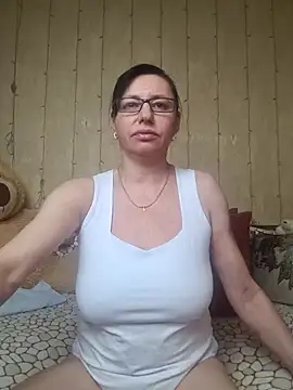 Amberhotqueen online show from March 2025 10:18:02 AM