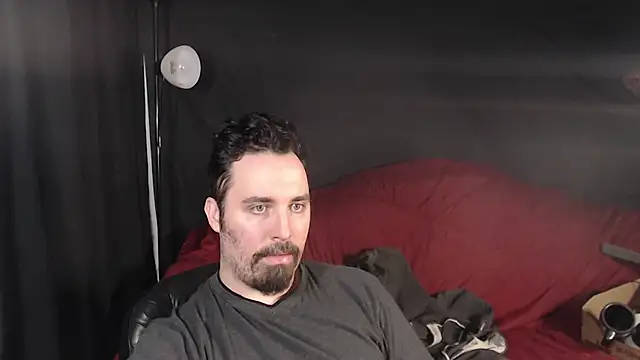 Metalstud online show from February 2025 01:11:01 AM