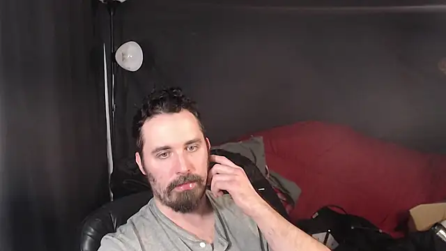 Metalstud online show from February 2025 02:18:01 AM