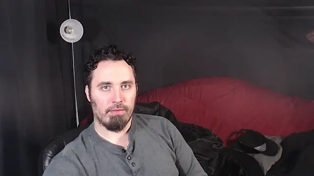 Metalstud online show from February 2025 02:07:02 AM