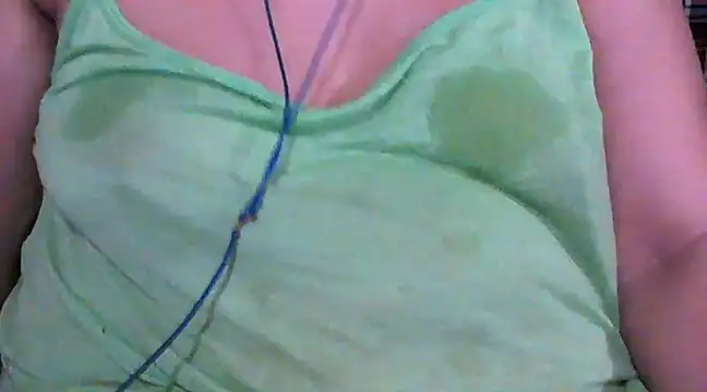 Snapshot of giga-bite chatting on February 2025 07:30:01 PM giga-bite online show from February 2025 07:30:01 PM