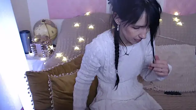Snapshot of -carla- chatting on January 2025 08:18:02 AM -carla- online show from January 2025 08:18:02 AM