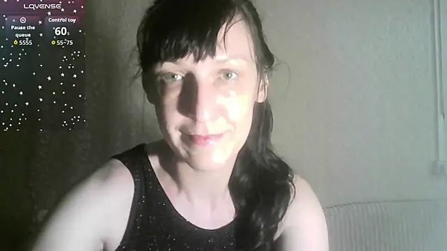 Snapshot of MarieODahliaS chatting on April 2026 10:02:02 AM MarieODahliaS online show from April 2026 10:02:02 AM