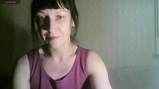 Snapshot of MarieODahliaS chatting on April 2026 07:44:02 AM MarieODahliaS online show from April 2026 07:44:02 AM