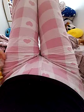 Snapshot of lolyforyou chatting on March 2025 09:10:02 AM lolyforyou online show from March 2025 09:10:02 AM