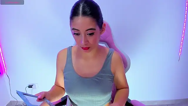 MeganWhite3 online show from February 2025 07:15:01 AM