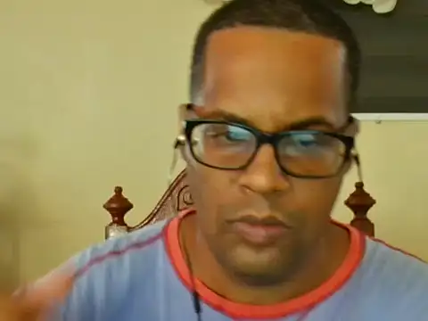 thesugar32 online show from November 2025 12:39:02 PM