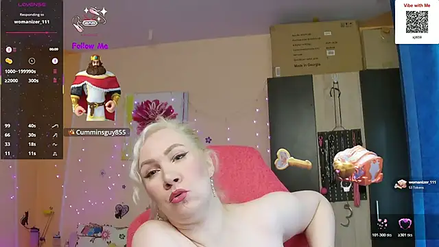 MissLexyGold online show from October 2025 01:10:02 PM