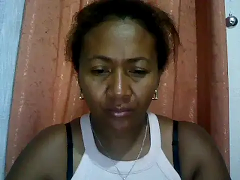 Snapshot of sexyladii chatting on December 2024 05:47:02 PM sexyladii online show from December 2024 05:47:02 PM