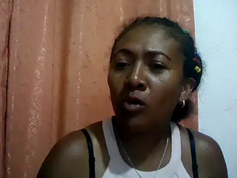 Snapshot of sexyladii chatting on January 2025 04:50:02 PM sexyladii online show from January 2025 04:50:02 PM